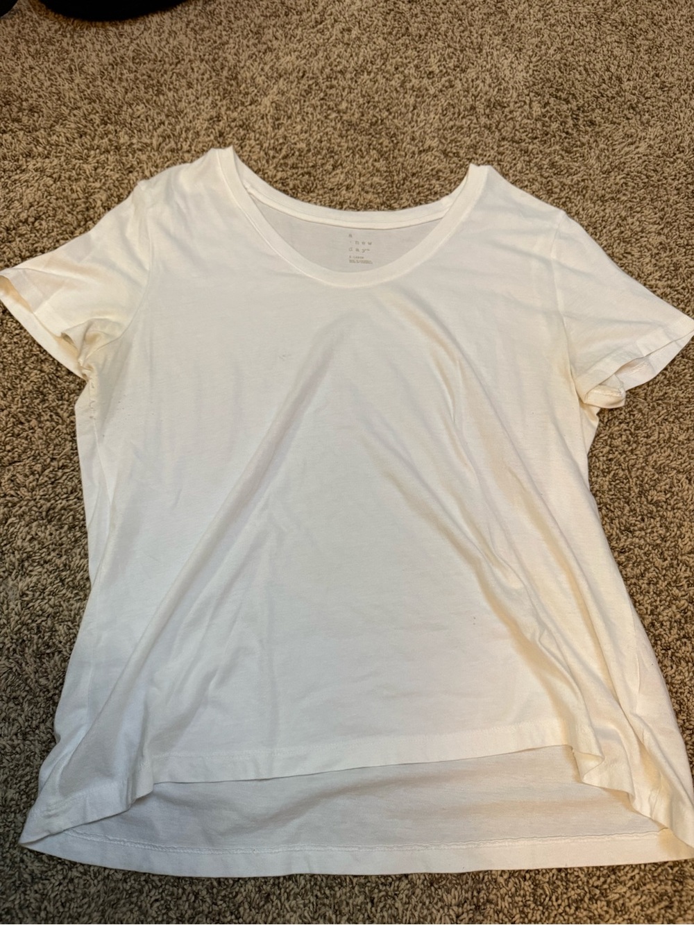 a new day White Scoop Neck Short Sleeve Tee